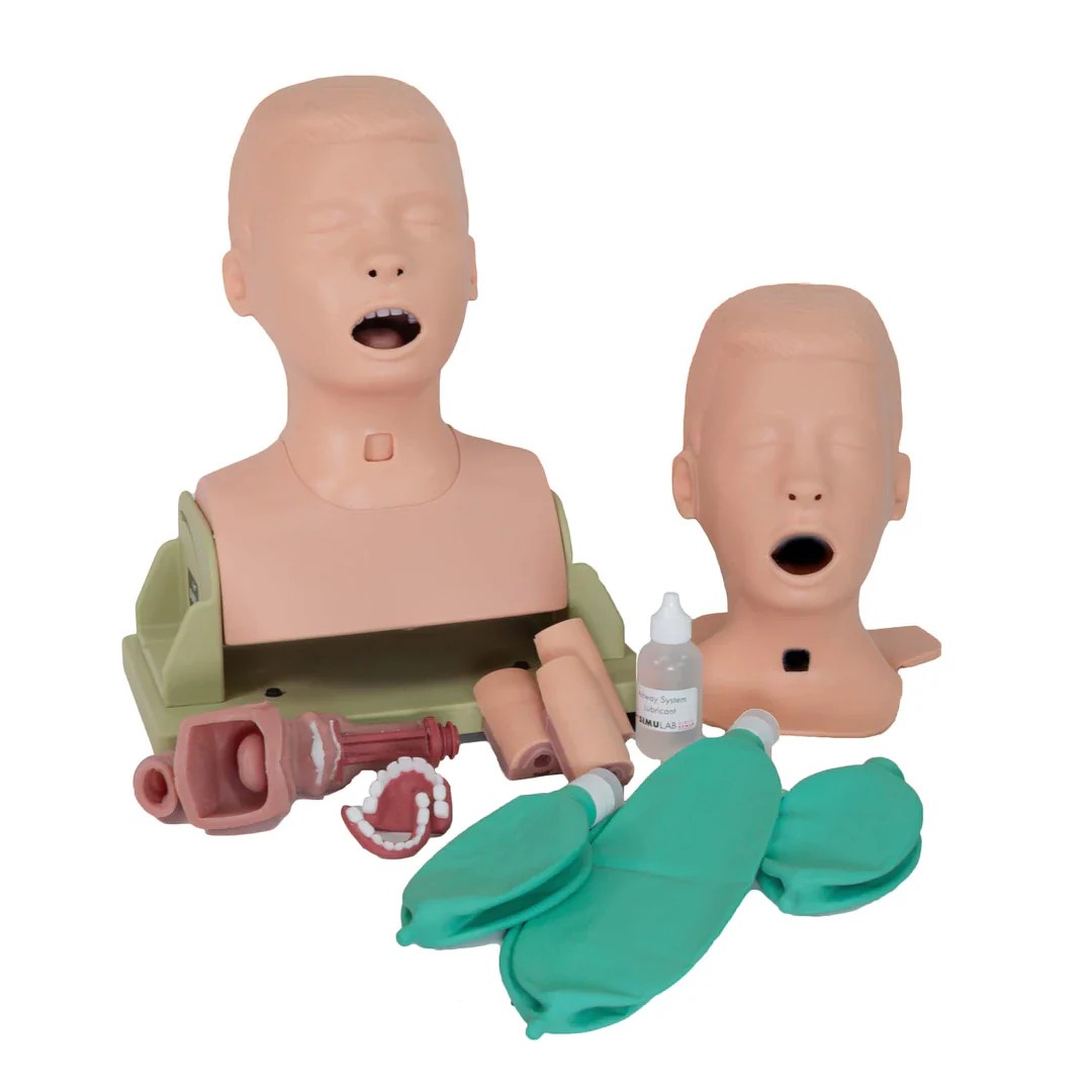 BezNazvu95 Zajištění dýchacích cest dítěte: Trenažér AirwayChild pro zajištění dýchacích cest u dětí